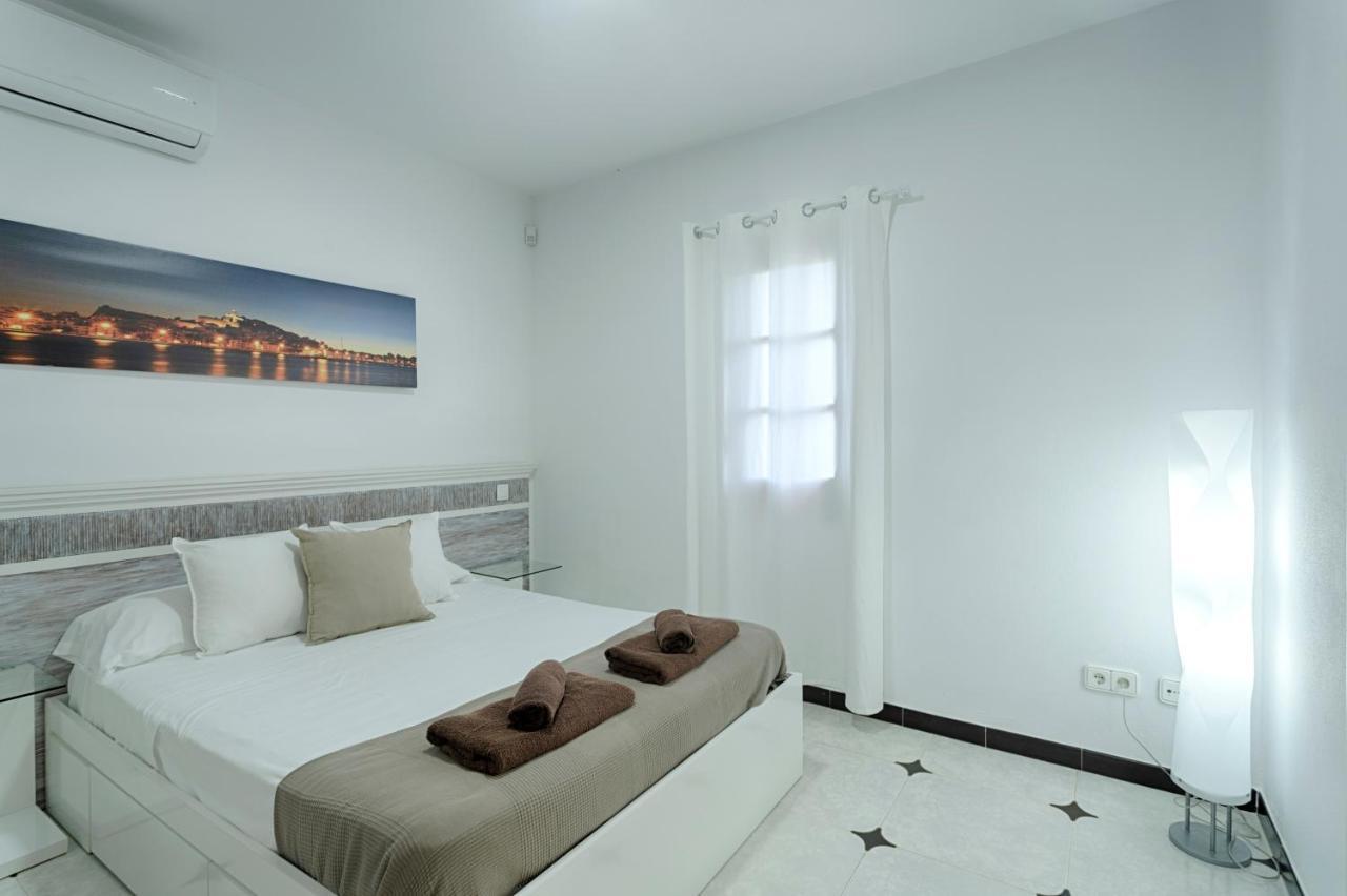 Villa Cana Simona Sant Jordi de ses Salines Exterior foto