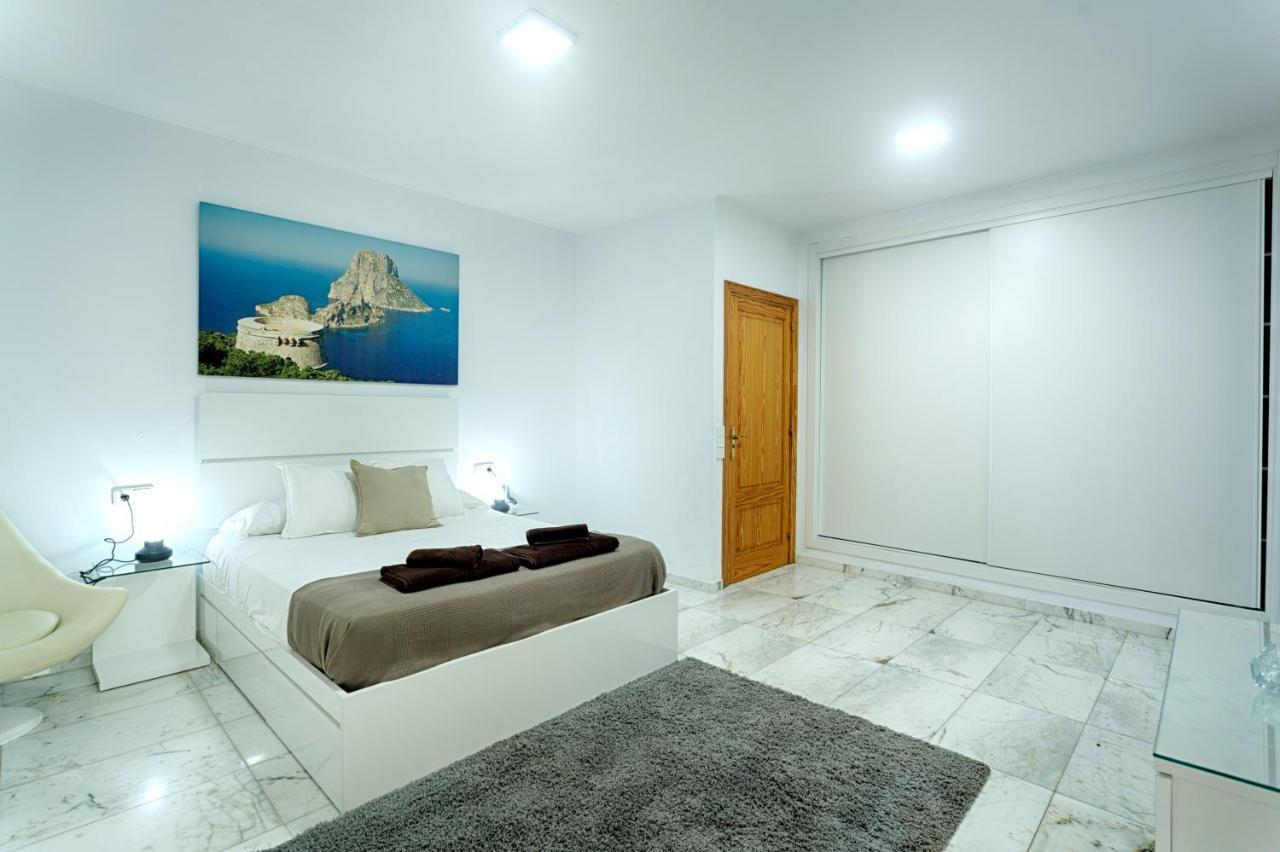 Villa Cana Simona Sant Jordi de ses Salines Exterior foto